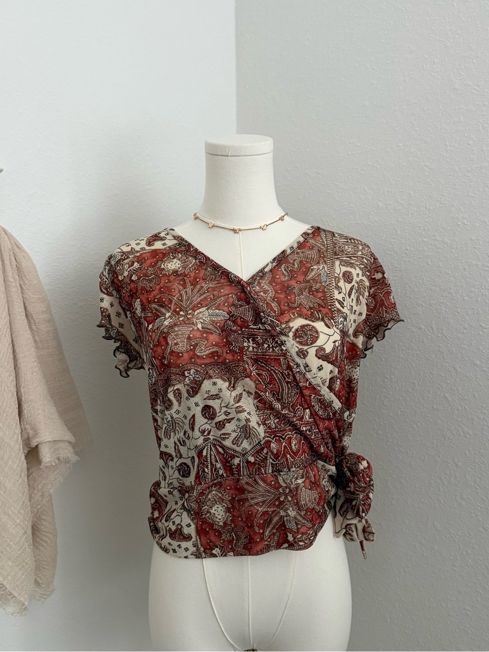 Tie-Side V-Neck Printed Wrap Top - Red Cream